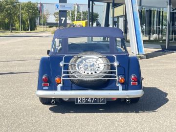 Morgan Plus 8